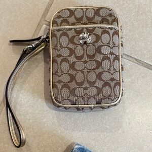 Coach Tan Gold Signature Wristlet Y2K mini pouch khaki monogram metallic trim